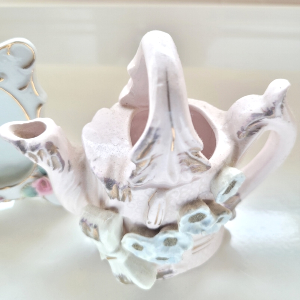 PINK Porcelain & Bone China Vintage Decor - Collectibles ๐ - Picture 2 of 3